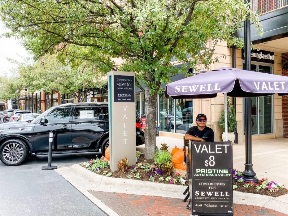 valet Market Street The Woodlands