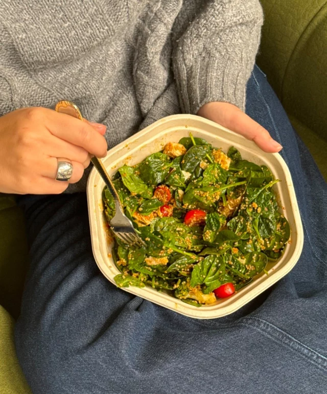 Green looks good on you. // @sweetgreen